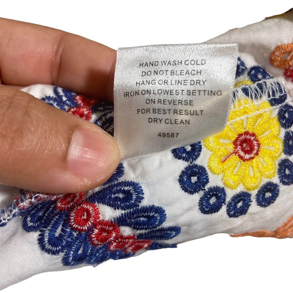 Romeo + Juliet Mexican Embroidered Off‎ the Shoulder Top Size L Boho Cottagecore - Picture 8 of 14